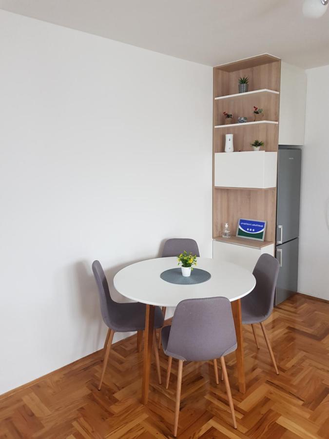 S&D Apartman Lukavica Dış mekan fotoğraf